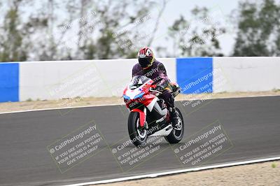media/Apr-18-2025-TrackDaz (Fri) [[45f5874c44]]/A Group/Session 3 (Turn 6 - Outside)/
